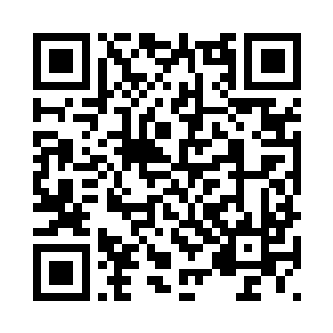 把巧克力塞进自己手里的小姑娘吗二维码生成