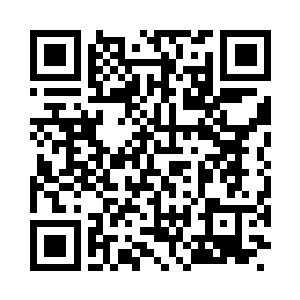 把自己盘子里的荷包蛋也给他挑了一个过去二维码生成