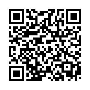 把龙小宝他们一家四口给让进院里二维码生成