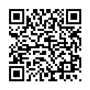 抓了旁边的几株杂草丢在自己身上做掩护二维码生成