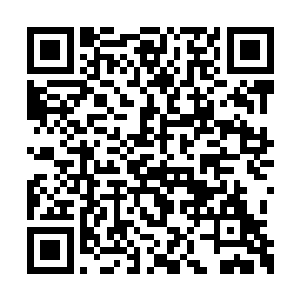 抓紧时间去了外贸商店买了几套童装才往秦家去二维码生成