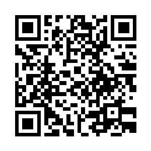 投射到了与正中间圆形舞台相连的一条通道上二维码生成