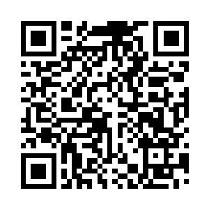 抬头仰望这座完全可以称得上宏伟的建筑时二维码生成