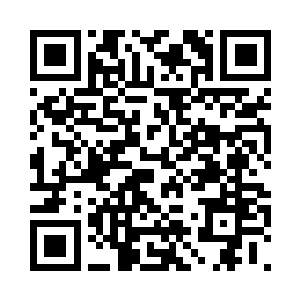 抬头死死地盯住了屹立在关上的庞德二维码生成