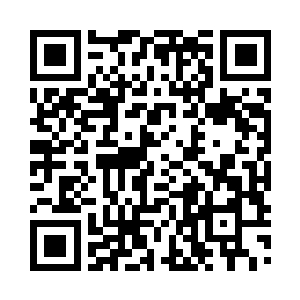 抱着她再次施展轻功跳上那架降低些的直升机二维码生成