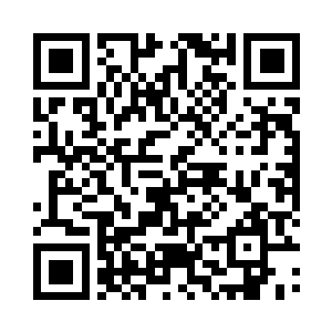 抱着怀里的小家伙原地转了好几个圈圈二维码生成