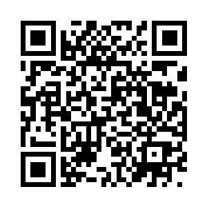 抱着窝在怀里喘气的白瞳儿径直走向湖里二维码生成
