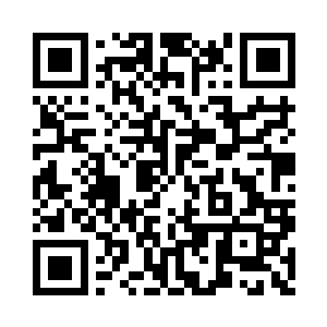 押解着他的警察也跟着狠狠的瞪了他一眼二维码生成
