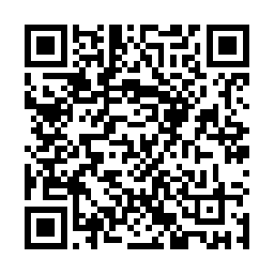 担任机枪副射手的尤里嘟嘟囔囔的表示对于敌人的不屑二维码生成