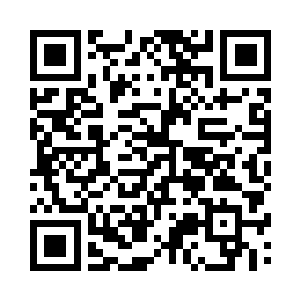 拉着身边的小木便是快速的跑了出去二维码生成