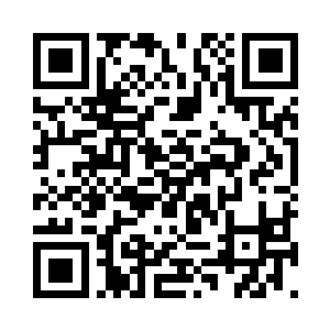 拍卖台上的老者脸上的神色变得越来越尴尬二维码生成