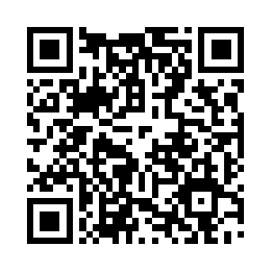 拿起床头柜上的一个热水壶就朝着男子砸去二维码生成