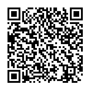 指不定什么时候天武帝就能在蛊术的控制下真的把传位召书给写了二维码生成