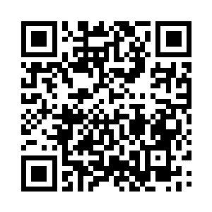 指尖沿着他微微凹陷的脊椎线上下移动二维码生成