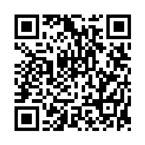 指着放在正中央的一个黑乎乎的小鼎说道二维码生成