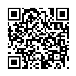 指着那一个个指甲盖一样大小的黑色物体问二维码生成