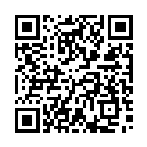 挡在前面的全副武装的人层层让开二维码生成