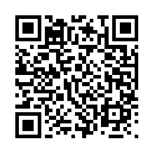 挺翘的小鼻子上也冒出了几颗小斑点二维码生成