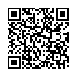 捡起地上的一根钢管却没有参与打斗二维码生成