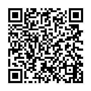 换上他的消防服神不知鬼不觉的离开了山口科技大厦二维码生成