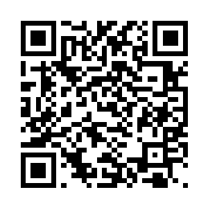 掀开帘子看到了莫小鱼和姬圣杰下车二维码生成