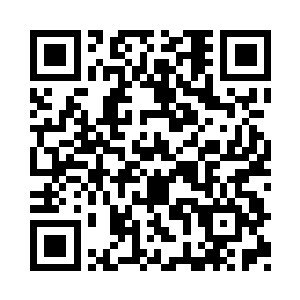 接下来在范筱梵留下的追逐印记处停留下来二维码生成