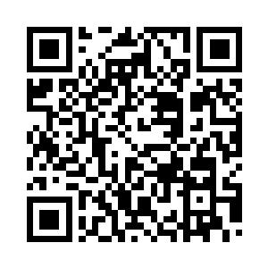 接着又把布拉德皮特的照片收起来二维码生成