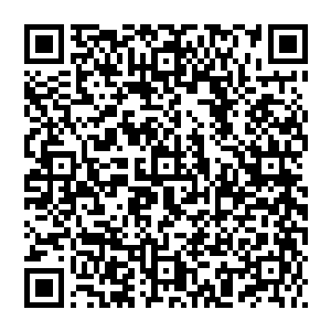 接着又被闻人牧月和白破局合伙玩了一手反间计――应该说是闻人牧月同时把两个出众的男人给玩弄于股掌之间二维码生成