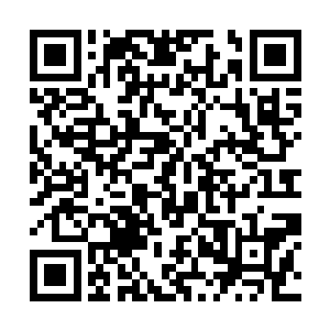 接着就带着一干弟子屁颠屁颠的跑去锻造炉那边去了二维码生成