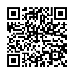 接过秋竹递上来的古琴走到了大殿的中央二维码生成