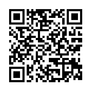 掰开两半露出里面冒了烟的白馒头二维码生成