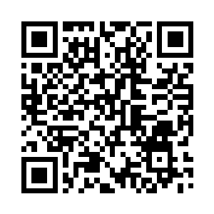 提前找了个不易察觉的位置埋伏下来二维码生成