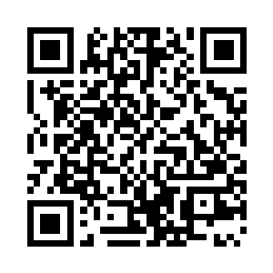 摇摇晃晃的没走几步便晕倒在地上了二维码生成