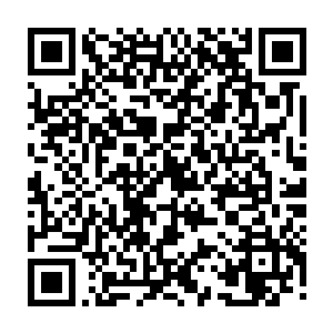 撤退出来的他正在薛家庄内与那些一起撤退出来的武林中人商量后面怎么做二维码生成