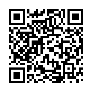 撩开两条大长腿对着包大友老婆的肚子猛踹二维码生成