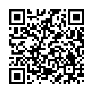 操纵着那杆圆珠笔在指尖轻盈跳跃二维码生成