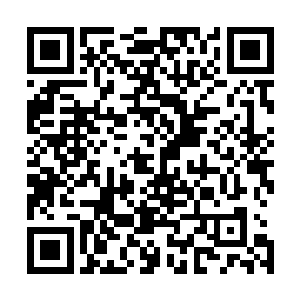 收回灵力之后龙傲天顿时从戒指中拿出了两粒补充灵力的丹二维码生成