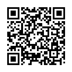 放在背后的两只握着的手则是越来越紧二维码生成