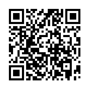 故作镇定的朝着在岸上笑个不停的杨蜜问道二维码生成