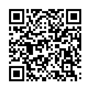 故而也不会有人发现她被葵水弄脏的裙摆二维码生成