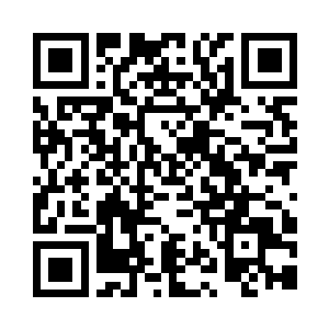 散布单娆和边学道一起进门出门的照片二维码生成