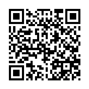 整个人狼狈的直接从椅子上滚到了地上二维码生成
