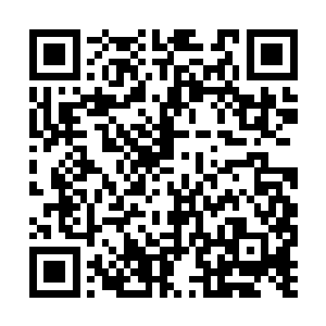 斯贝尔在她每周点评明星街拍的专栏中这样夸奖道二维码生成