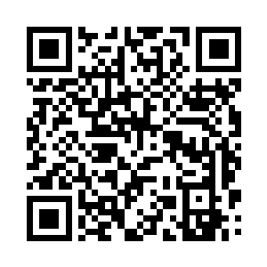 方凌不断将那些残破的雕像拂去尘埃二维码生成