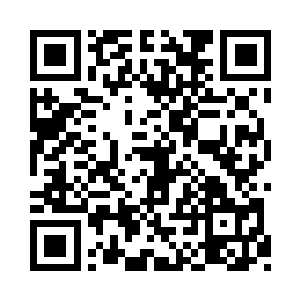 方炎已经全身无力瘫倒在了白修的身体上面二维码生成