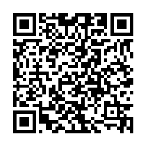 方炎已经持着匕首一刀插进了他的左侧肋骨里面去二维码生成