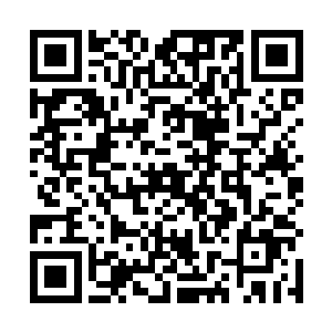 旁边不远处的几个人的谈论的声音传到了龙傲天的耳中二维码生成