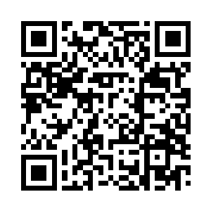 旁边也是有人小心的给丁羽擦拭着额头的细汗二维码生成