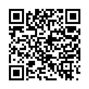 旁边放着两颗从肚子里取出来的巨大虫卵二维码生成
