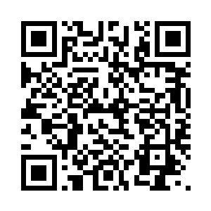 旁边的医生和护士虽然表情很是严肃二维码生成